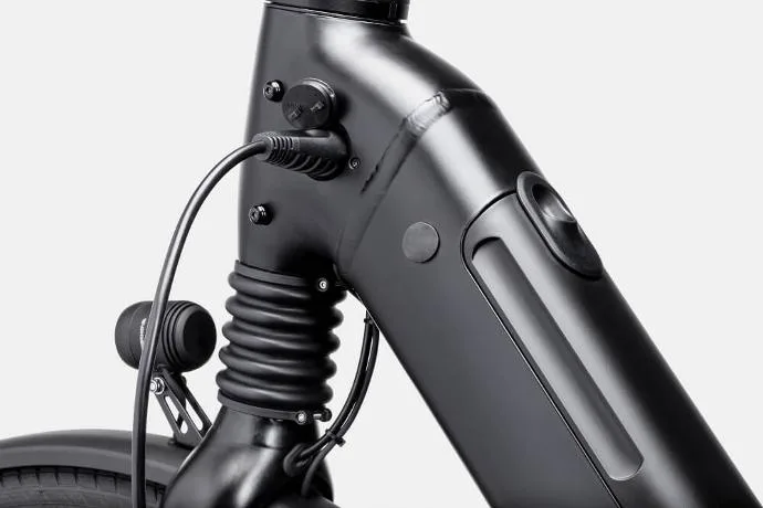 C21_MavaroNeo_TECH_EasyAccess_241