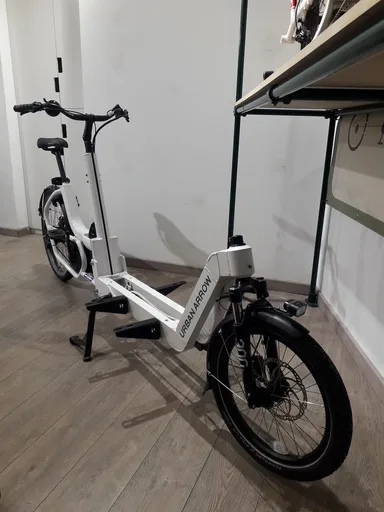 Urban Arrow Cargo L Performance CX — vélo électrique