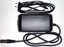 Chargeur Giant 36V 4A Noir 3pin